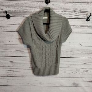 "Sweater Project" woman's shirt sleeve turtle neck sweater